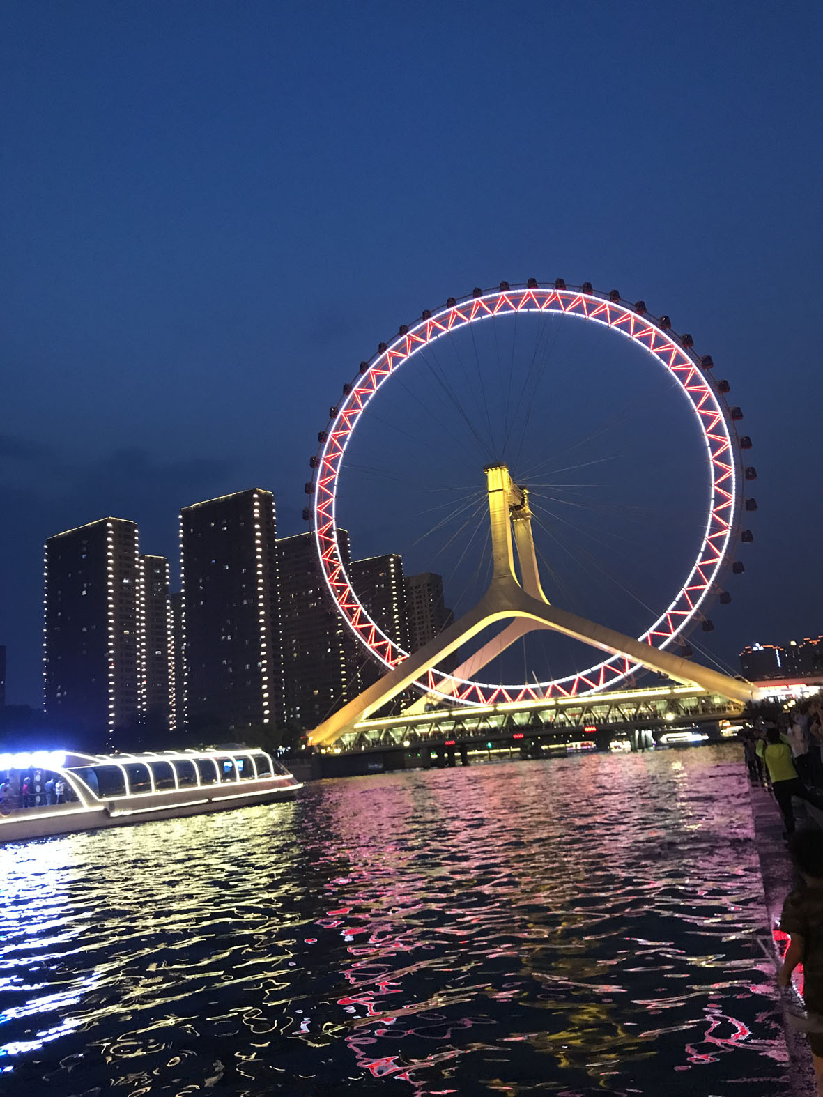 8号作品:天津之眼夜景