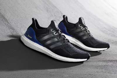 adidas ultra boost跑鞋