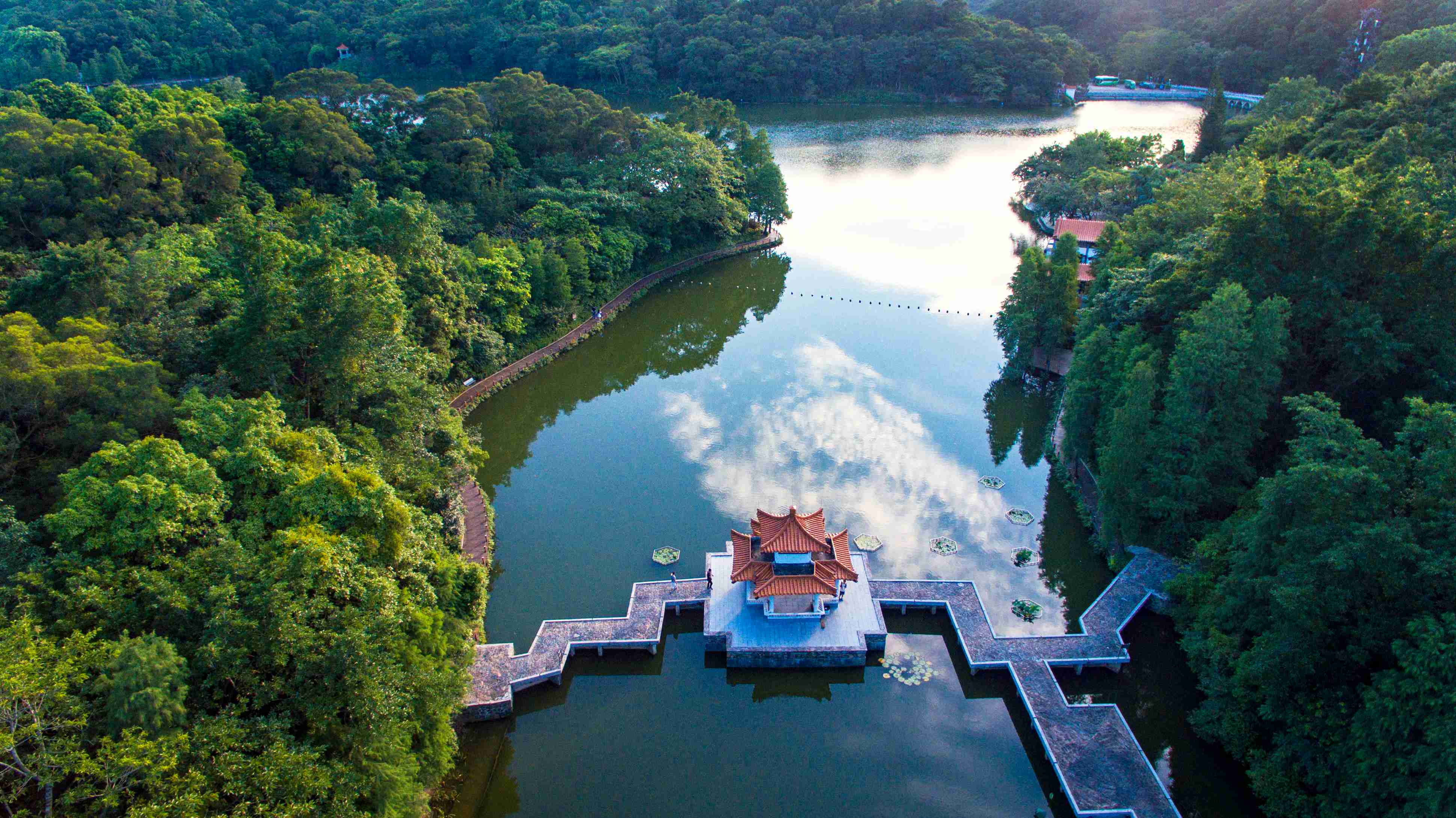 27,赵子良—湖中亭