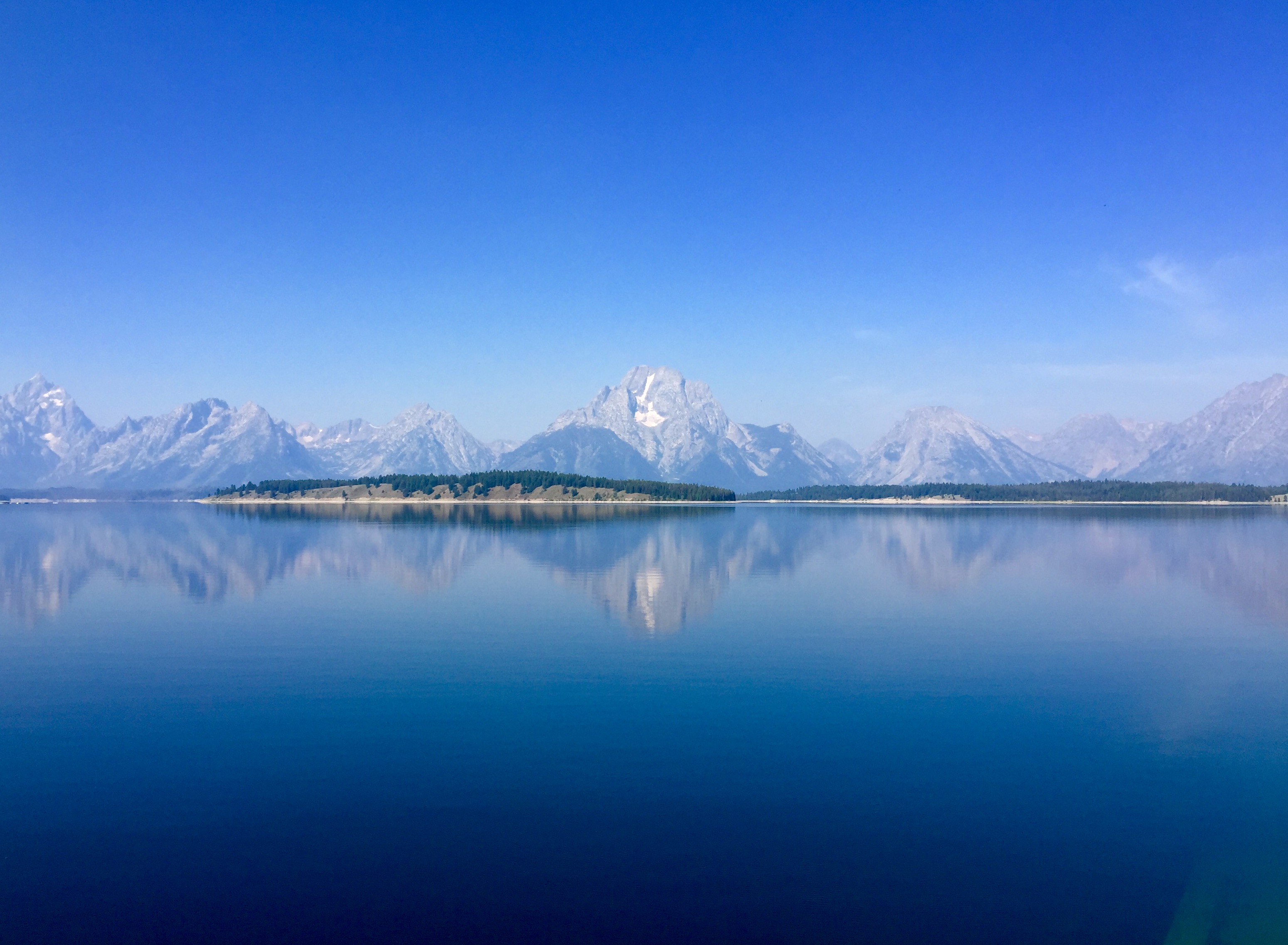 轴对称风景图图片