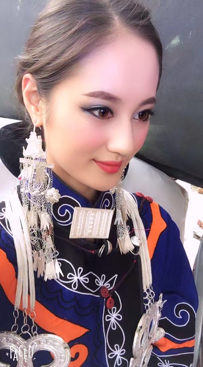 西昌月亮女儿景雨婷图片