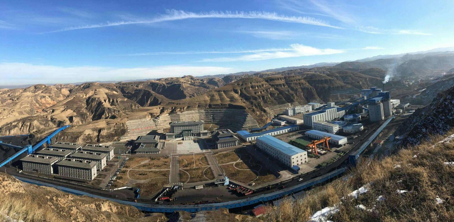 贾遵锋 矿区全景图