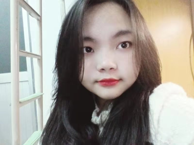 文娱部负责人 洪思颖