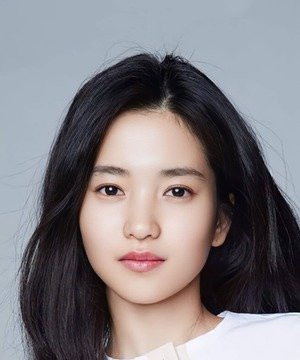 Kim Tae Ri 金泰梨