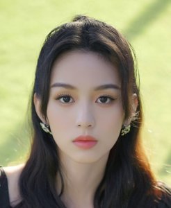 Zhou Ye 周也