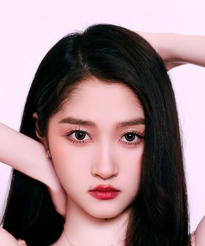 Guan Xiao Tong 关晓彤