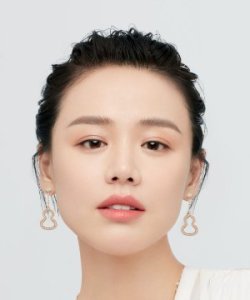 Sandra Ma Si Chun 马思纯