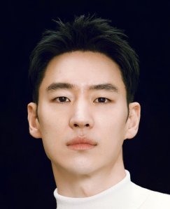 Lee Je Hoon 
