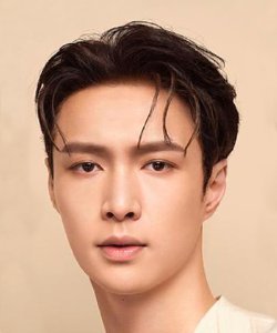 Lay Zhang Yi Xing 张艺兴