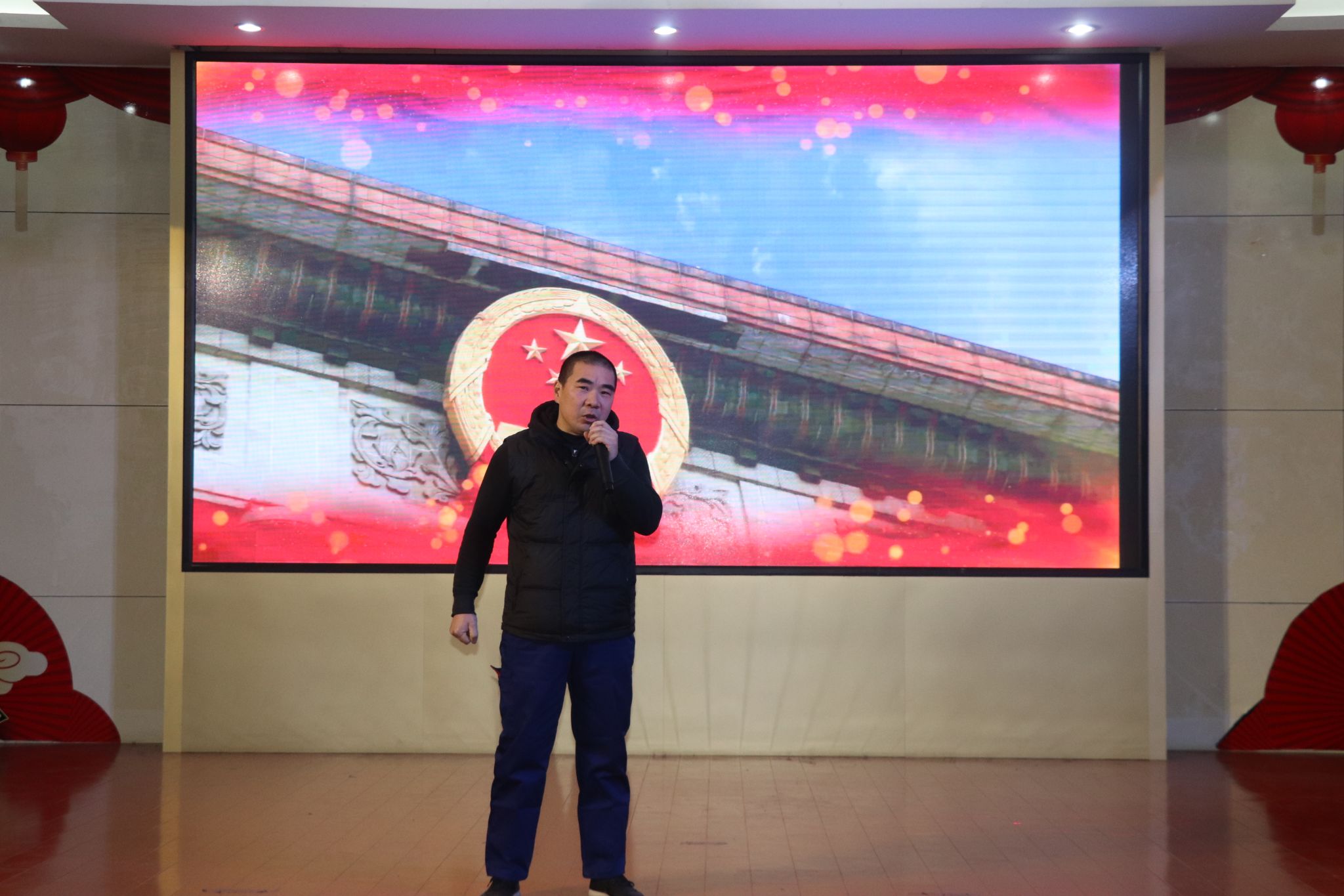 歌曲：《大中国》—充电车间