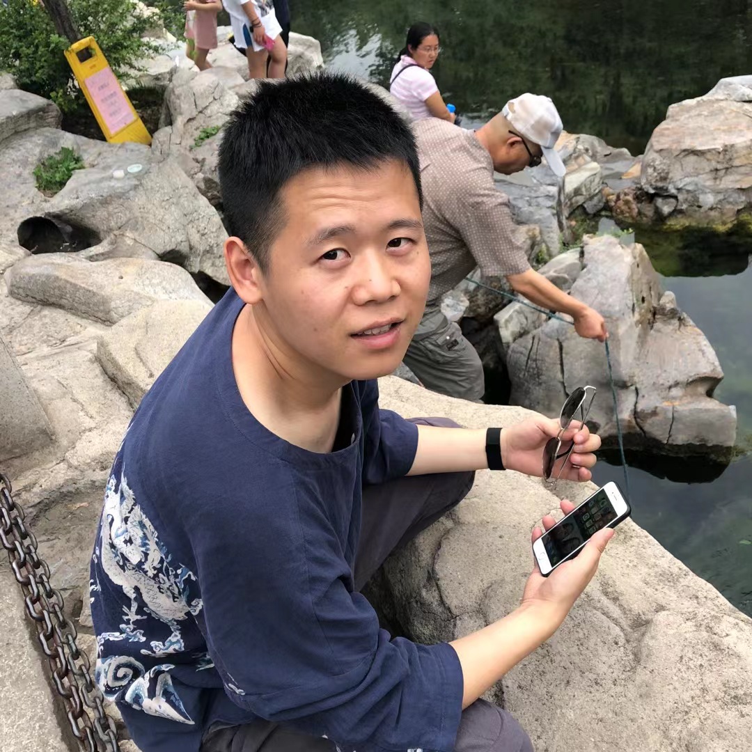 岳亚飞